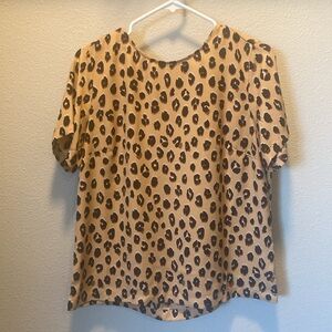 Leopard print top